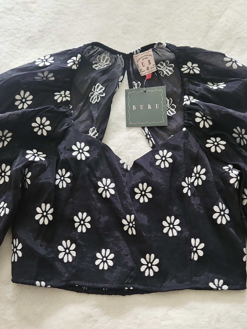 BURU Balloon Sleeve Sweetheart Neck Bustier: Black W/White Flowers: Large